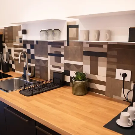 Rent Casa Almika Giulio Petroni * Барі