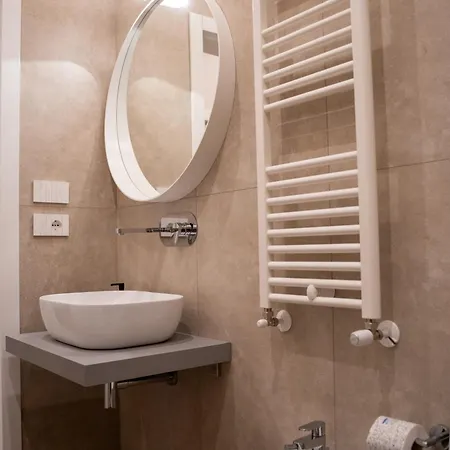 Rent Casa Almika Giulio Petroni Apartamento