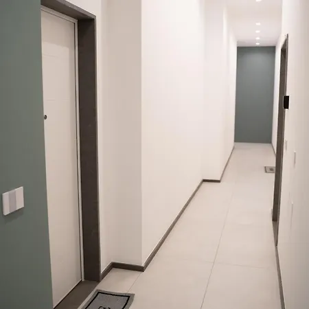 Rent Casa Almika Giulio Petroni Apartman Bari
